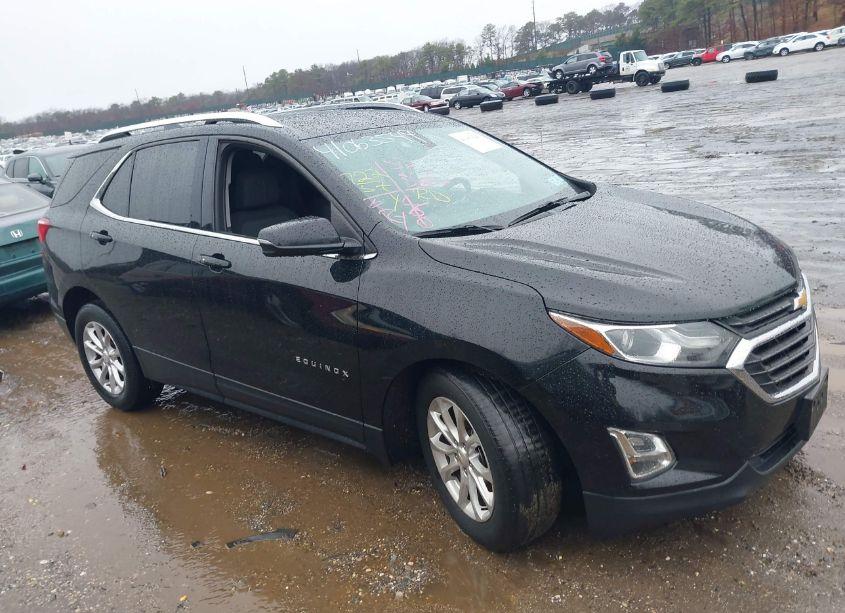 Photo 13 of 2018 Chevrolet Equinox LT (VIN 2GNAXSEV0J6272189)
