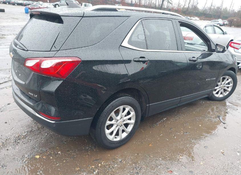 Photo 4 of 2018 Chevrolet Equinox LT (VIN 2GNAXSEV0J6272189)