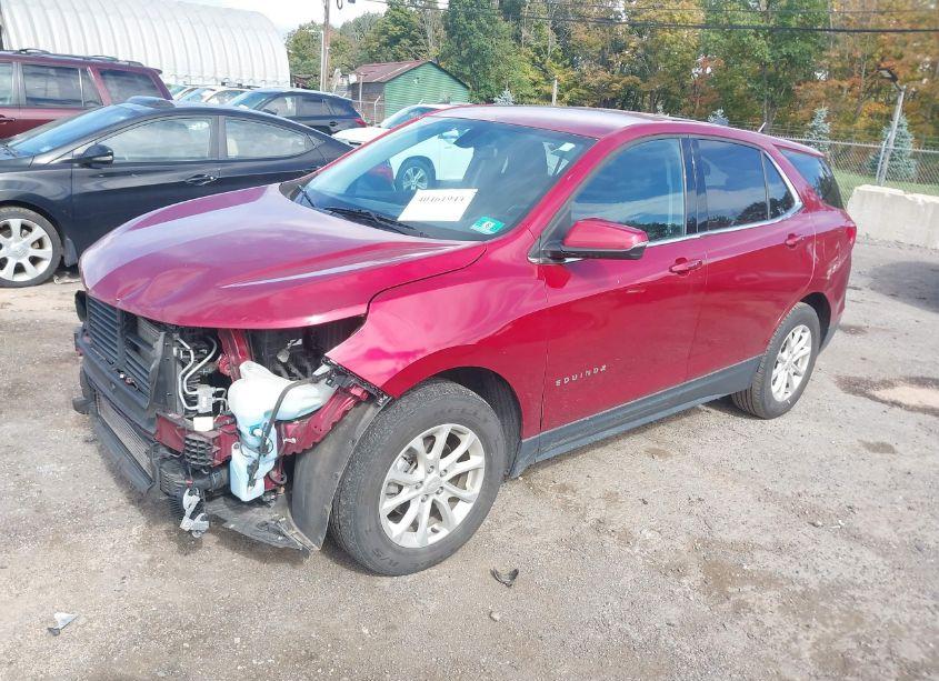 Photo 2 of 2018 Chevrolet Equinox LT (VIN 2GNAXSEV0J6337770)