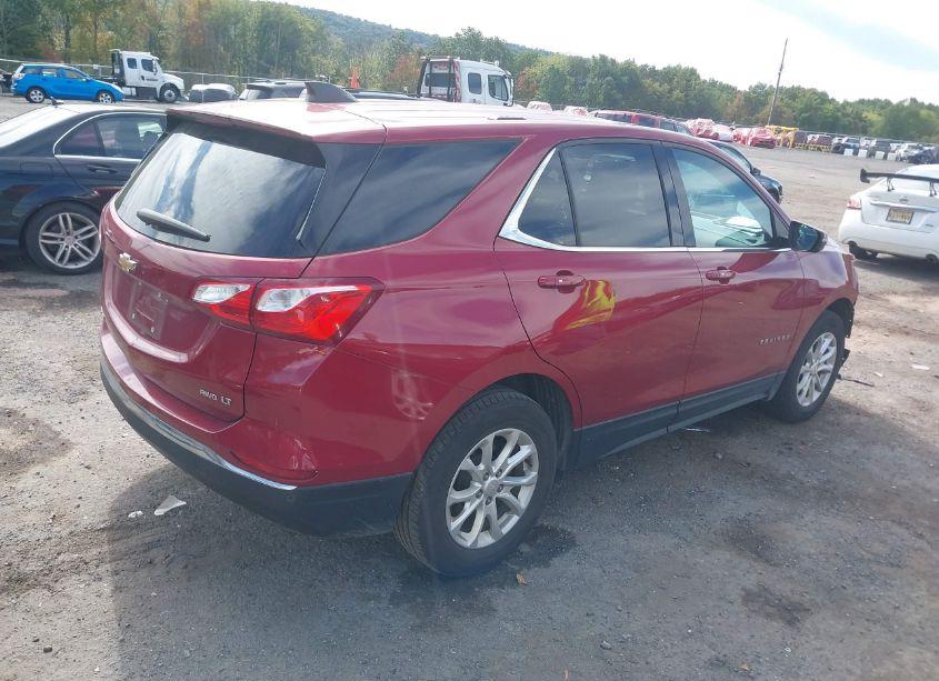 Photo 4 of 2018 Chevrolet Equinox LT (VIN 2GNAXSEV0J6337770)