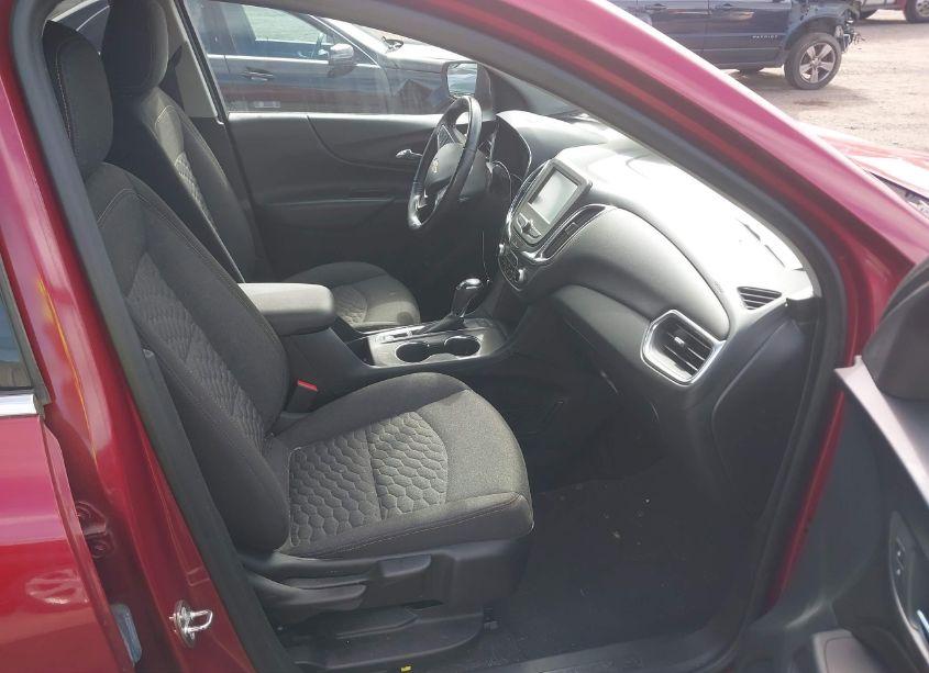 Photo 5 of 2018 Chevrolet Equinox LT (VIN 2GNAXSEV0J6337770)