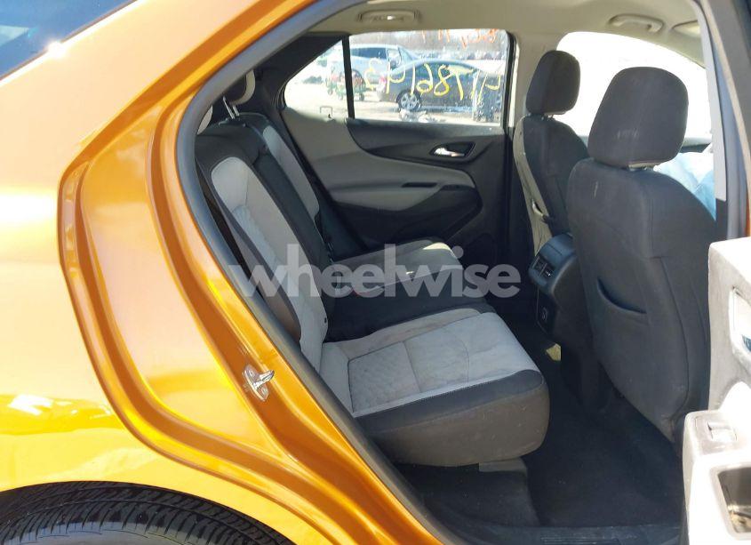 Photo 8 of 2019 Chevrolet Equinox LS (VIN 2GNAXSEV0K6202371)