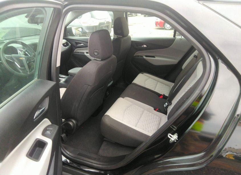 Photo 8 of 2019 Chevrolet Equinox LS (VIN 2GNAXSEV0K6255183)