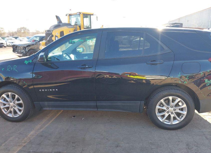 Photo 14 of 2021 Chevrolet Equinox AWD LS (VIN 2GNAXSEV0M6126363)