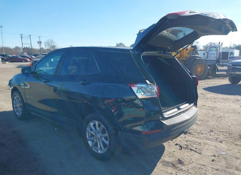 Photo 3 of 2021 Chevrolet Equinox AWD LS (VIN 2GNAXSEV0M6126363)