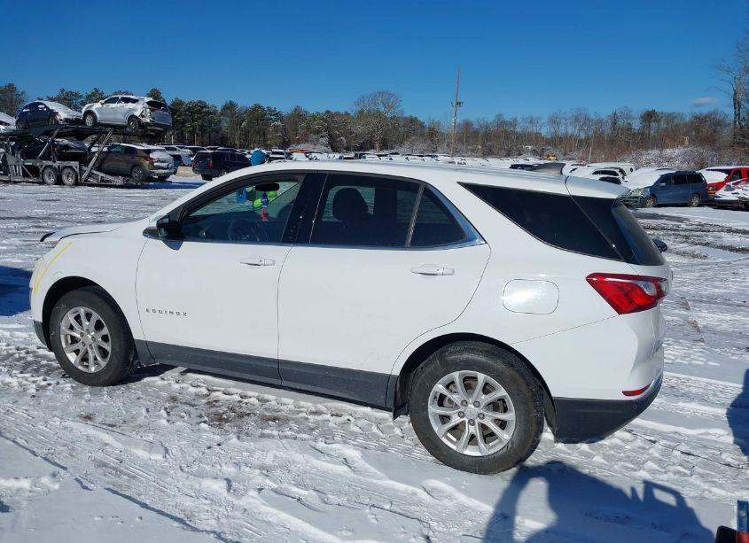 Photo 14 of 2018 Chevrolet Equinox LT (VIN 2GNAXSEV1J6111284)