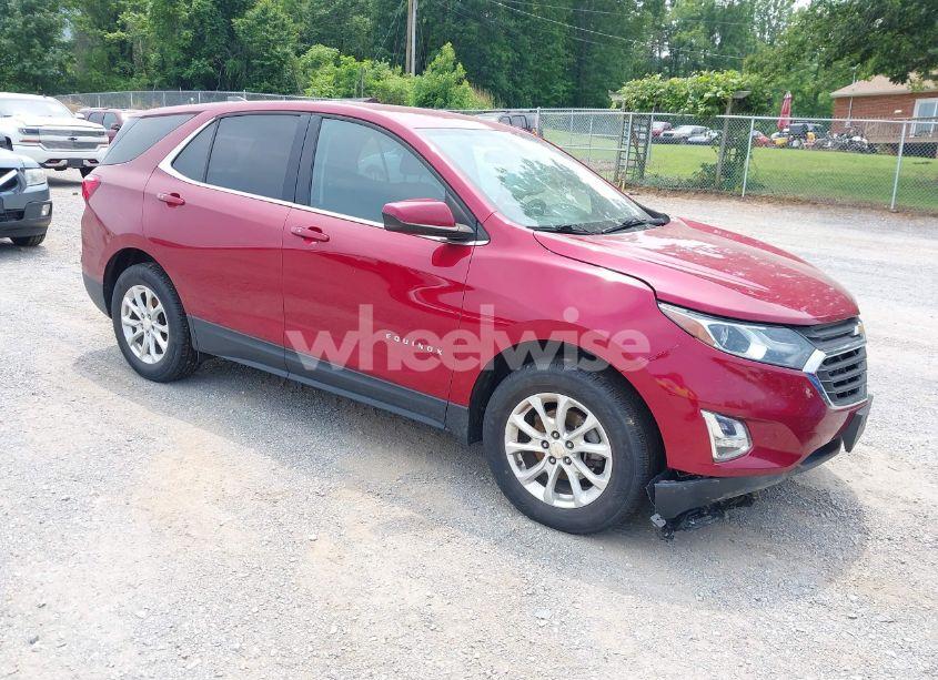 2018 Chevrolet Equinox LT (VIN 2GNAXSEV1J6116288) main photo