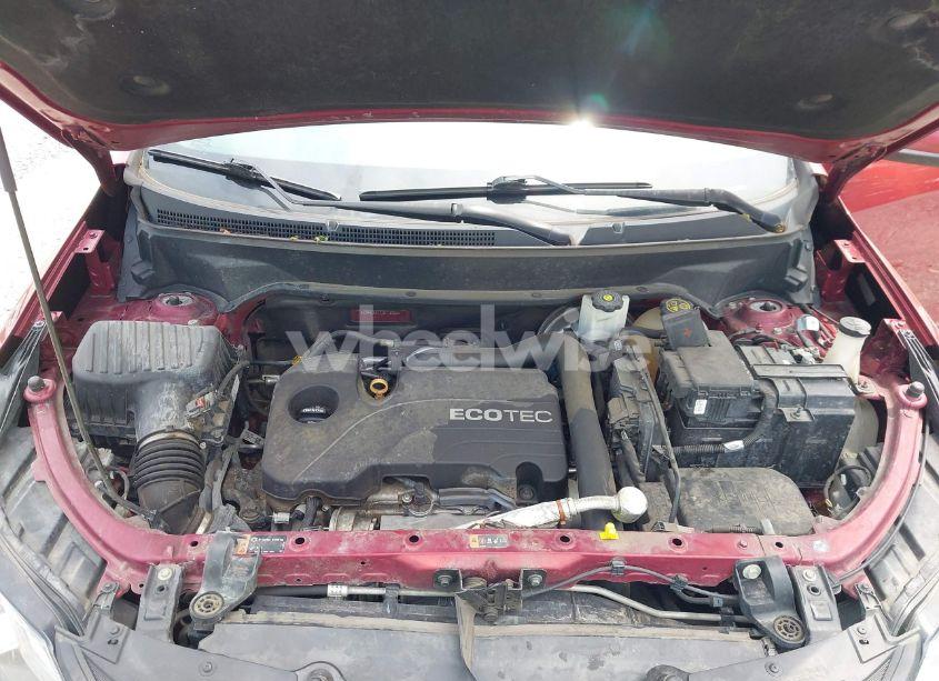 Photo 10 of 2018 Chevrolet Equinox LT (VIN 2GNAXSEV1J6116288)