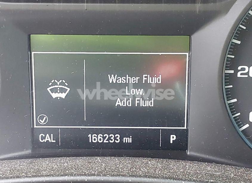 Photo 15 of 2018 Chevrolet Equinox LT (VIN 2GNAXSEV1J6116288)