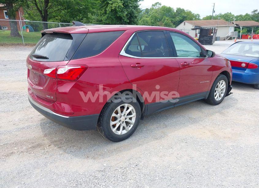 Photo 4 of 2018 Chevrolet Equinox LT (VIN 2GNAXSEV1J6116288)