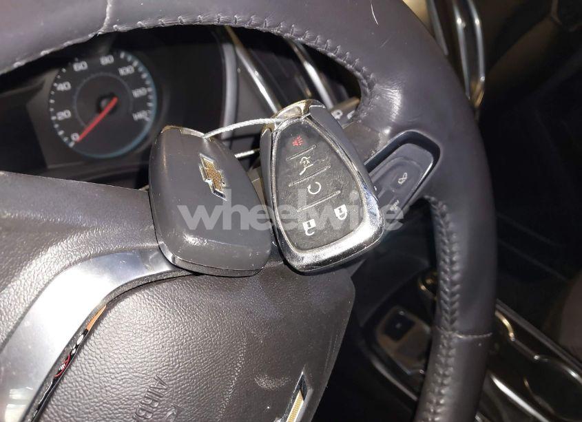 Photo 11 of 2018 Chevrolet Equinox LT (VIN 2GNAXSEV1J6129252)