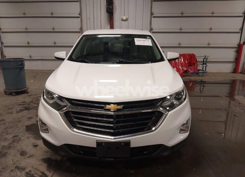 Photo 12 of 2018 Chevrolet Equinox LT (VIN 2GNAXSEV1J6129252)