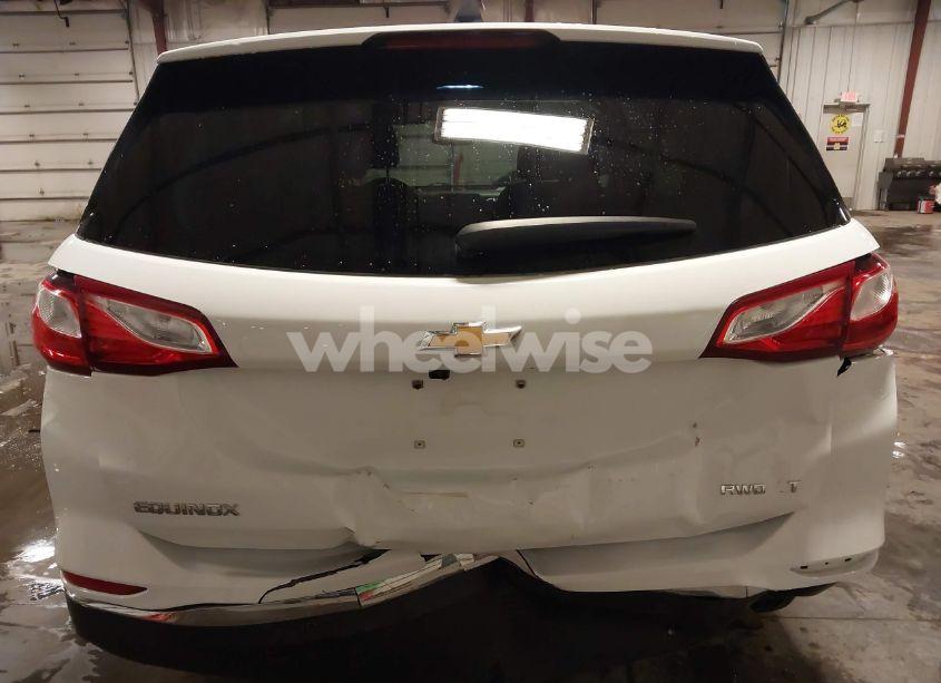 Photo 6 of 2018 Chevrolet Equinox LT (VIN 2GNAXSEV1J6129252)