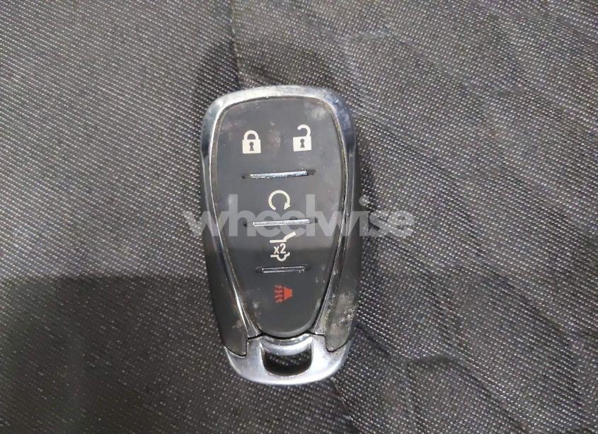 Photo 11 of 2018 Chevrolet Equinox LT (VIN 2GNAXSEV1J6134466)