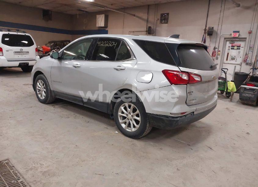 Photo 3 of 2018 Chevrolet Equinox LT (VIN 2GNAXSEV1J6134466)