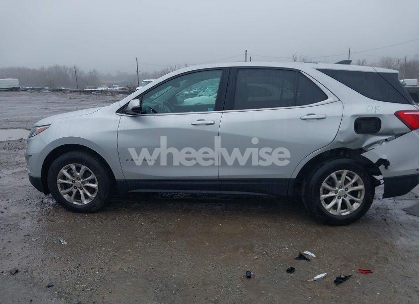 Photo 14 of 2018 Chevrolet Equinox LT (VIN 2GNAXSEV1J6187880)