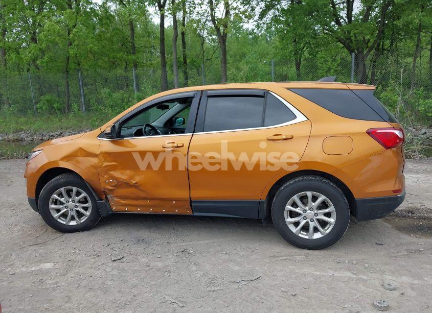 Photo 14 of 2018 Chevrolet Equinox LT (VIN 2GNAXSEV1J6219274)