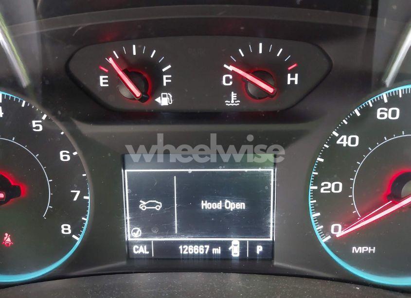 Photo 15 of 2018 Chevrolet Equinox LT (VIN 2GNAXSEV1J6219274)