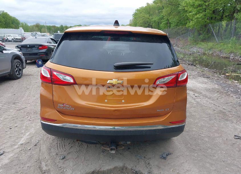 Photo 16 of 2018 Chevrolet Equinox LT (VIN 2GNAXSEV1J6219274)