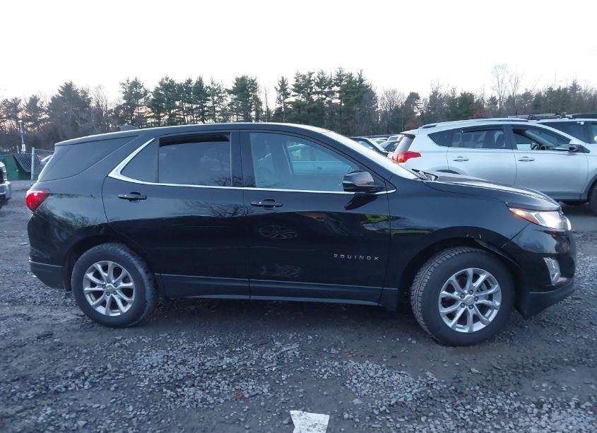 Photo 13 of 2018 Chevrolet Equinox LT (VIN 2GNAXSEV1J6290216)