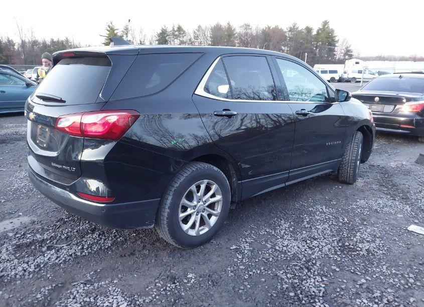 Photo 4 of 2018 Chevrolet Equinox LT (VIN 2GNAXSEV1J6290216)