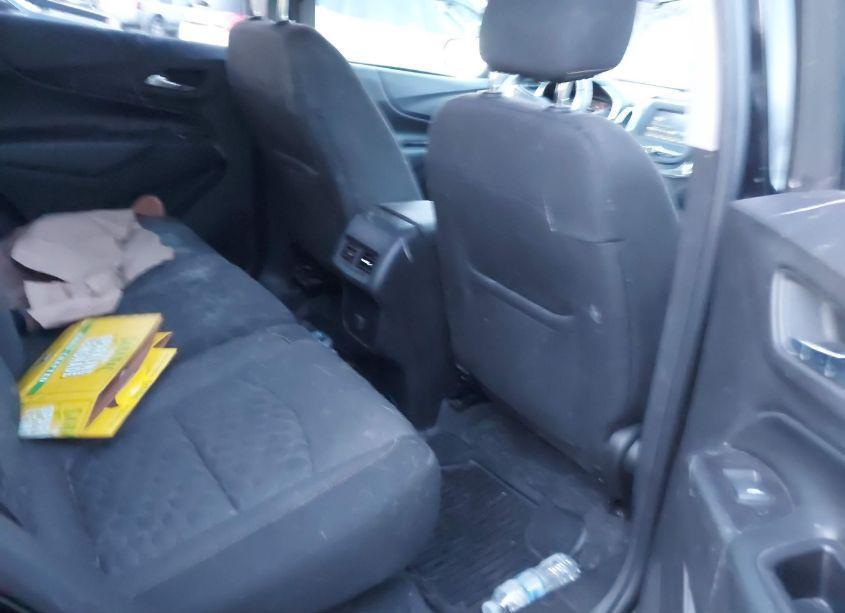 Photo 8 of 2018 Chevrolet Equinox LT (VIN 2GNAXSEV1J6290216)