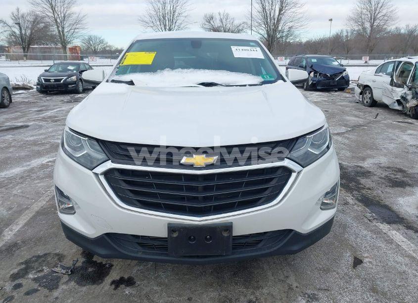 Photo 12 of 2018 Chevrolet Equinox LT (VIN 2GNAXSEV1J6297585)