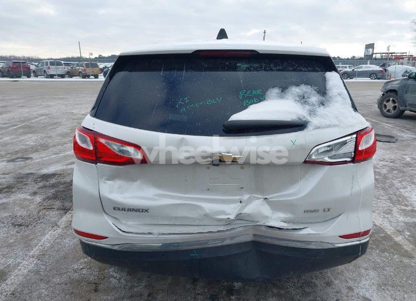 Photo 6 of 2018 Chevrolet Equinox LT (VIN 2GNAXSEV1J6297585)
