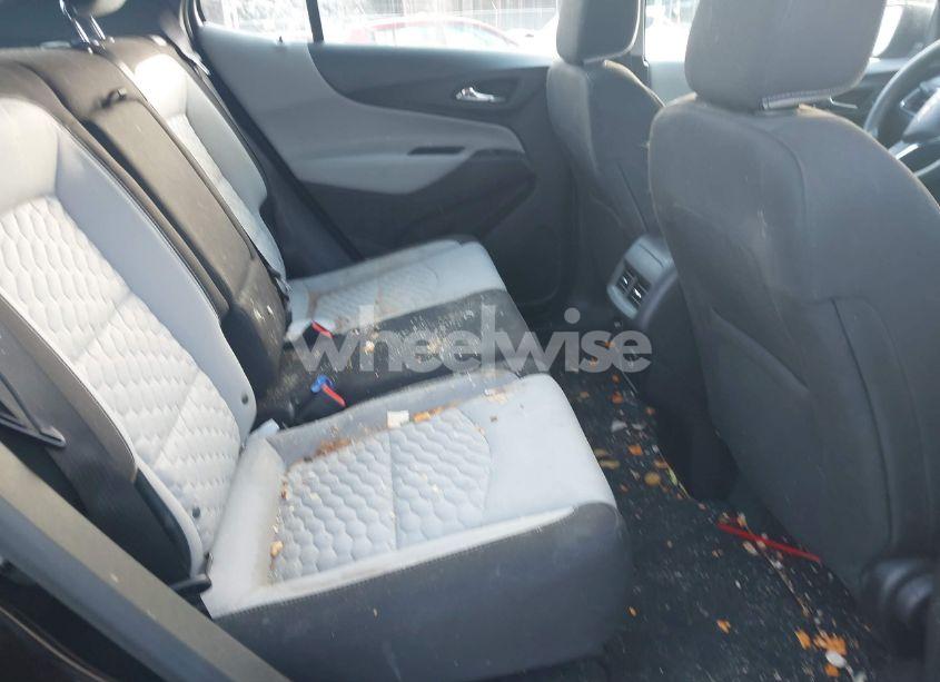 Photo 8 of 2019 Chevrolet Equinox LS (VIN 2GNAXSEV1K6105325)