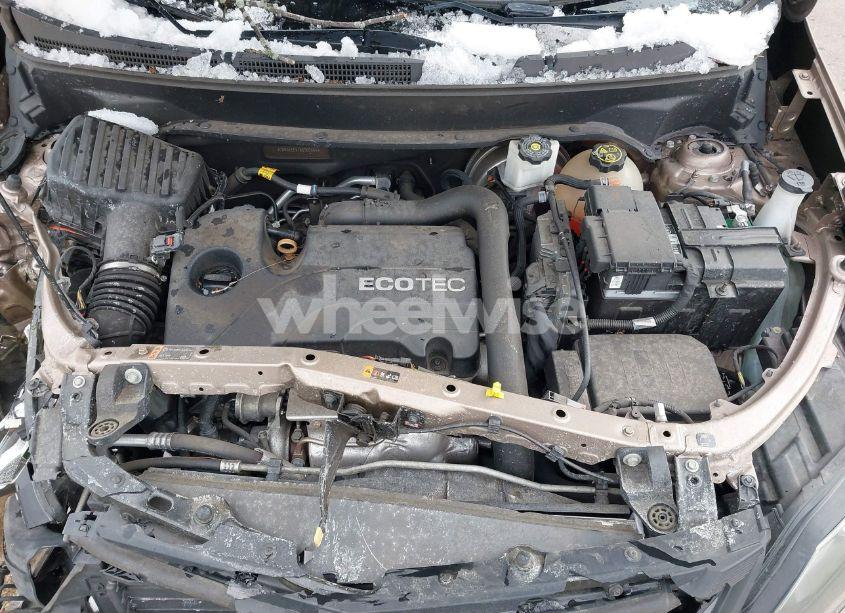 Photo 10 of 2019 Chevrolet Equinox LS (VIN 2GNAXSEV1K6300566)