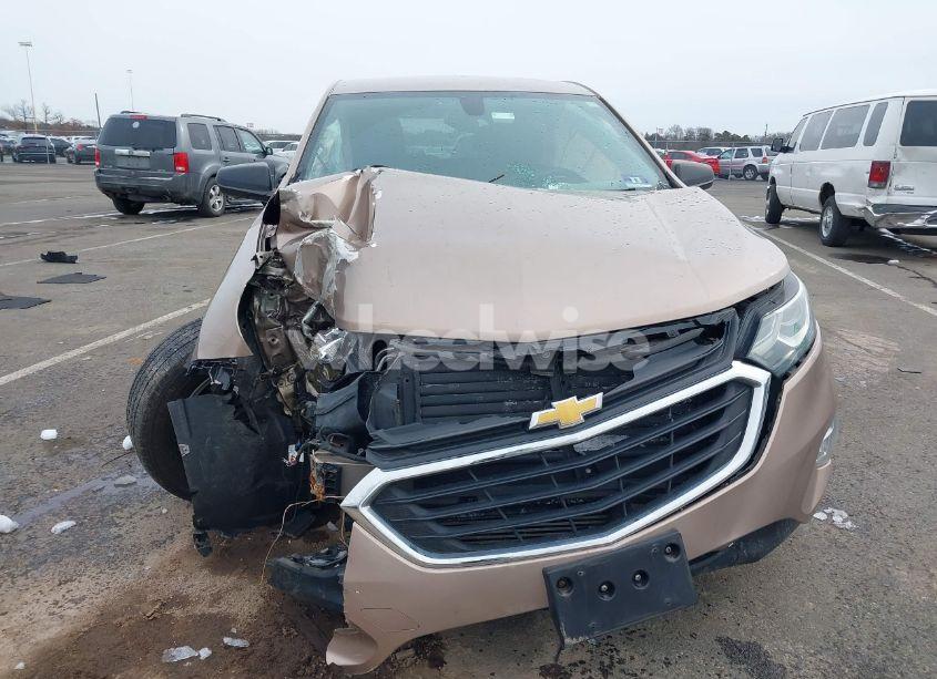 Photo 6 of 2019 Chevrolet Equinox LS (VIN 2GNAXSEV1K6300566)