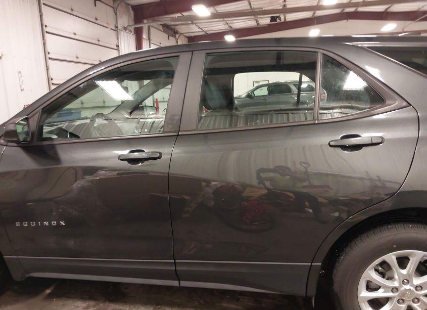 Photo 15 of 2020 Chevrolet Equinox AWD LS (VIN 2GNAXSEV1L6270549)