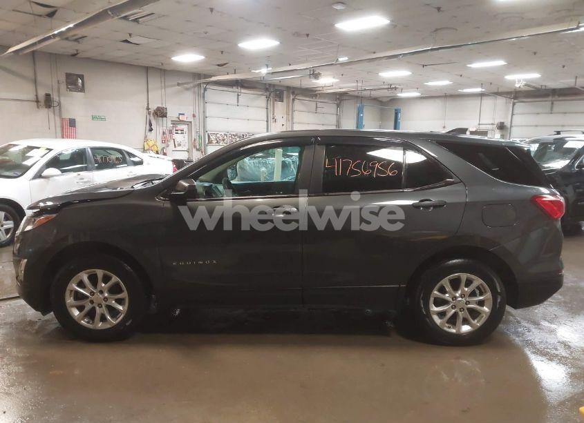 Photo 15 of 2020 Chevrolet Equinox AWD LS (VIN 2GNAXSEV1L6273872)