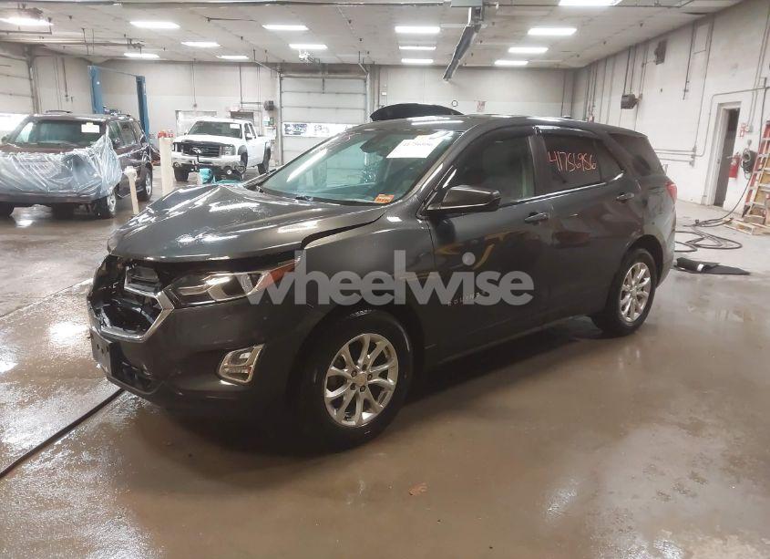 Photo 2 of 2020 Chevrolet Equinox AWD LS (VIN 2GNAXSEV1L6273872)