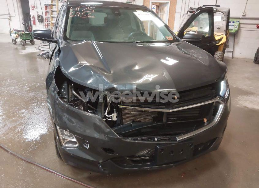 Photo 6 of 2020 Chevrolet Equinox AWD LS (VIN 2GNAXSEV1L6273872)