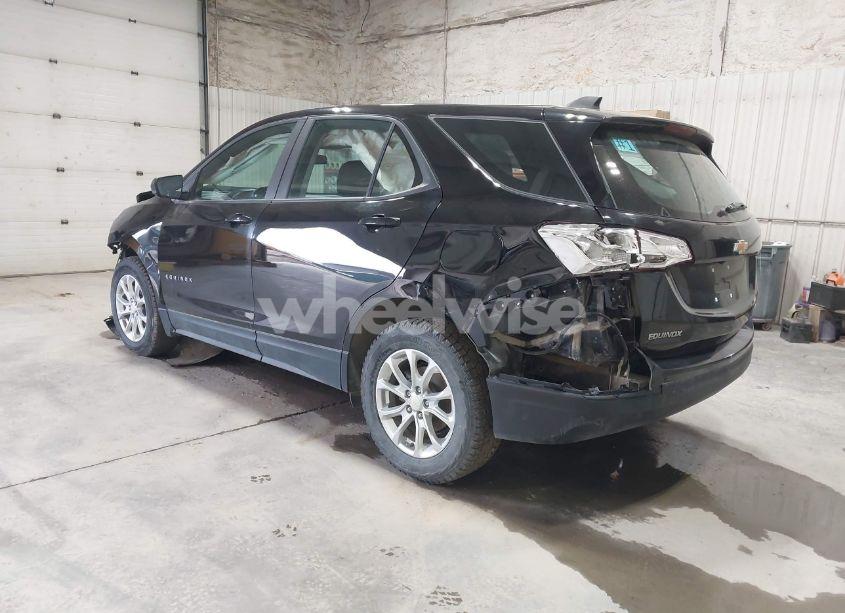 Photo 3 of 2021 Chevrolet Equinox AWD LS (VIN 2GNAXSEV1M6148551)