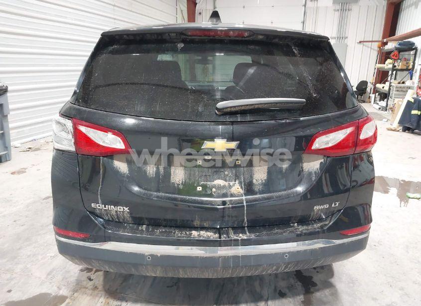 Photo 16 of 2018 Chevrolet Equinox LT (VIN 2GNAXSEV2J6111892)