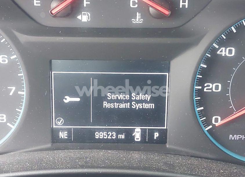 Photo 15 of 2018 Chevrolet Equinox LT (VIN 2GNAXSEV2J6165662)