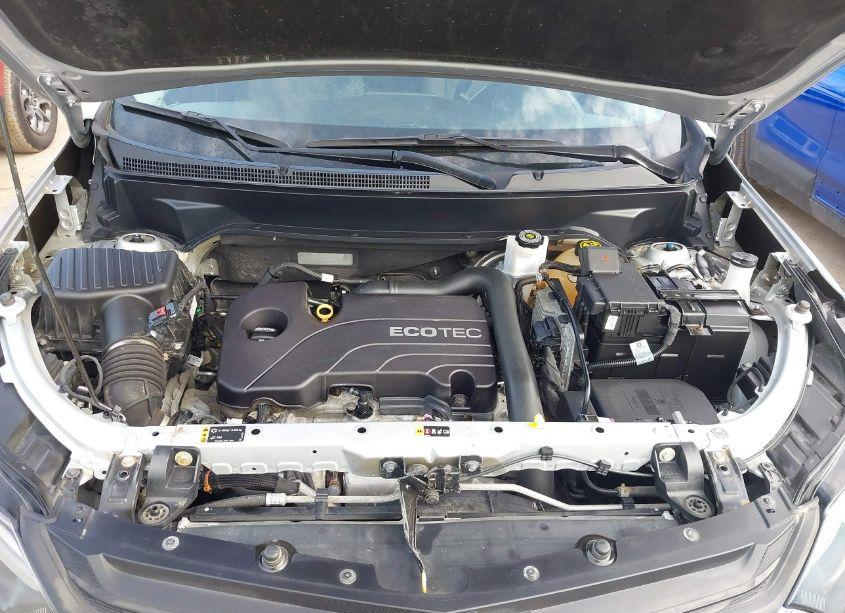 Photo 10 of 2018 Chevrolet Equinox LT (VIN 2GNAXSEV2J6183661)