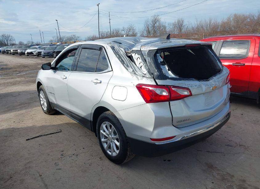 Photo 3 of 2018 Chevrolet Equinox LT (VIN 2GNAXSEV2J6183661)