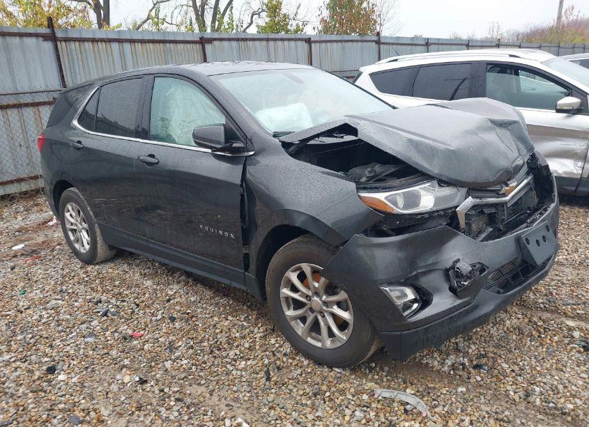 2018 Chevrolet Equinox LT (VIN 2GNAXSEV2J6211815) main photo