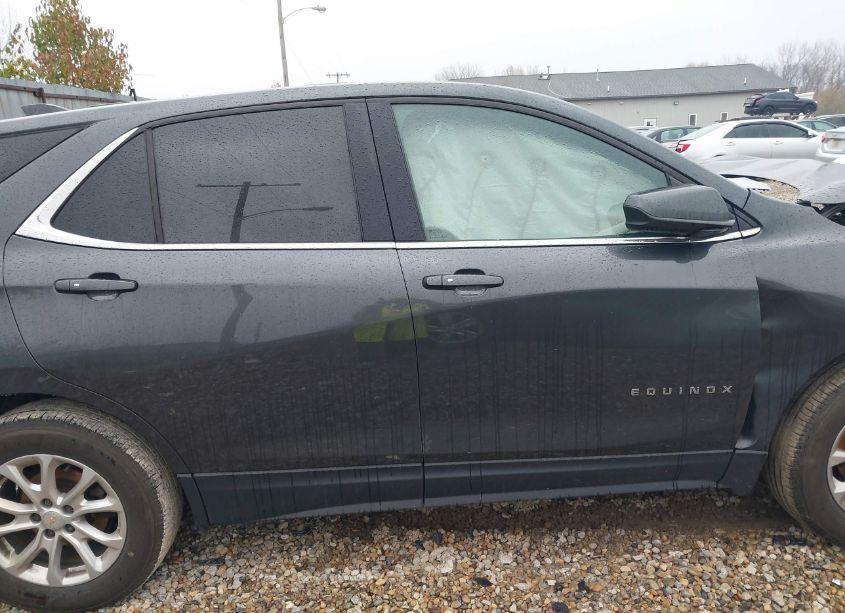 Photo 13 of 2018 Chevrolet Equinox LT (VIN 2GNAXSEV2J6211815)