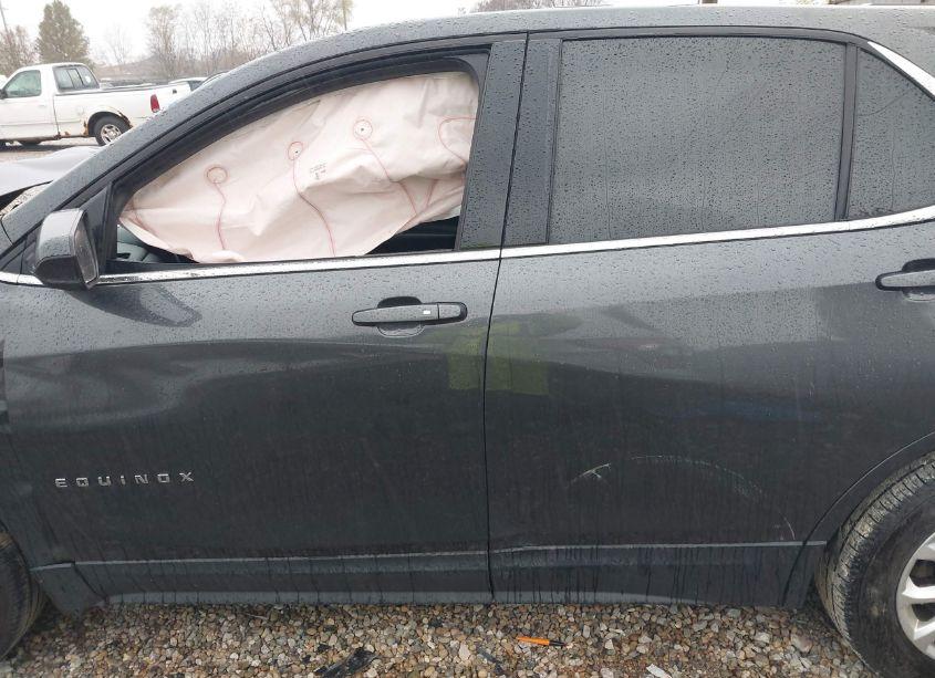 Photo 14 of 2018 Chevrolet Equinox LT (VIN 2GNAXSEV2J6211815)