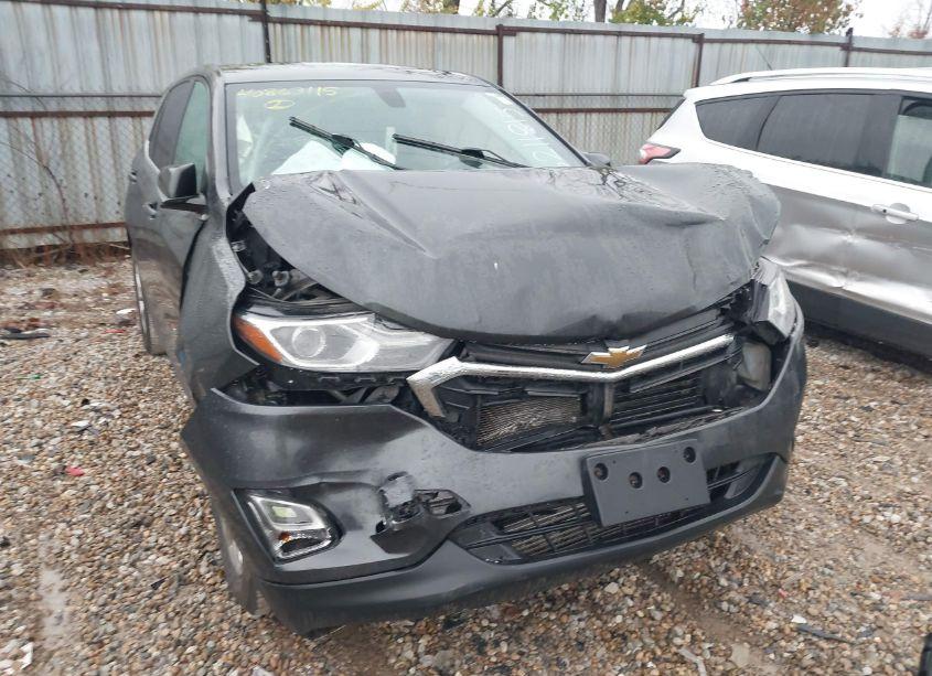 Photo 6 of 2018 Chevrolet Equinox LT (VIN 2GNAXSEV2J6211815)