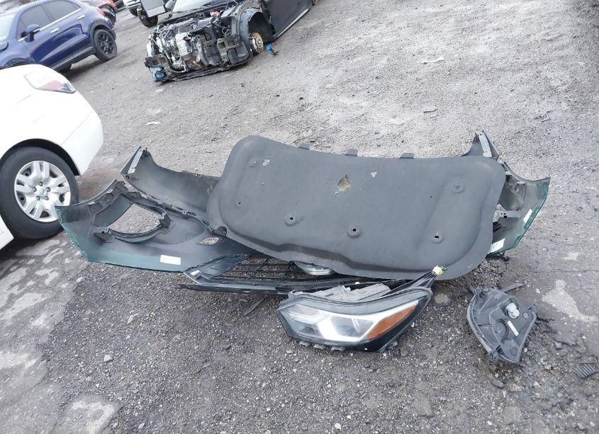 Photo 12 of 2018 Chevrolet Equinox LT (VIN 2GNAXSEV2J6252252)