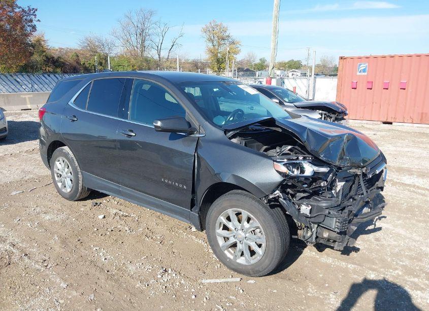 2018 Chevrolet Equinox LT (VIN 2GNAXSEV2J6325894) main photo
