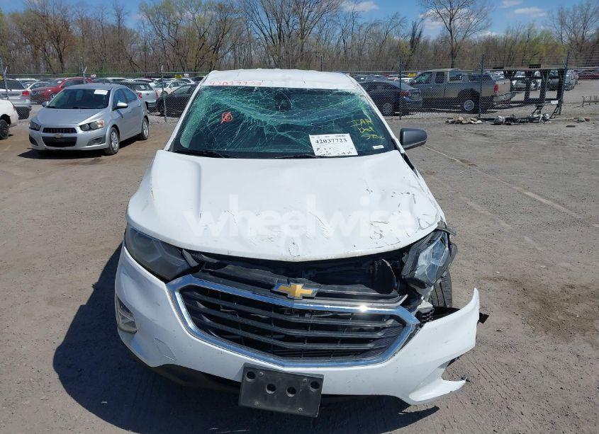 Photo 12 of 2020 Chevrolet Equinox AWD LS (VIN 2GNAXSEV2L6104668)