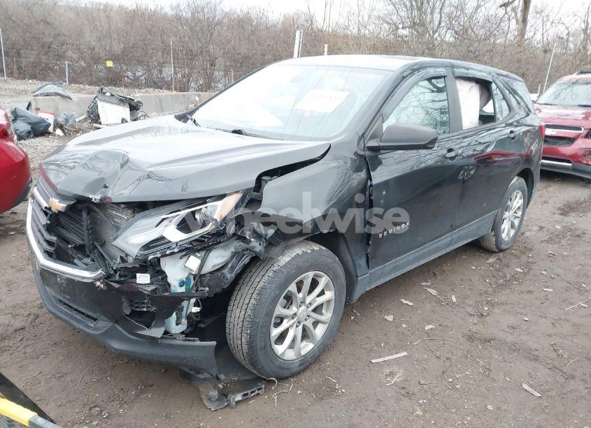 Photo 2 of 2020 Chevrolet Equinox AWD LS (VIN 2GNAXSEV2L6179211)