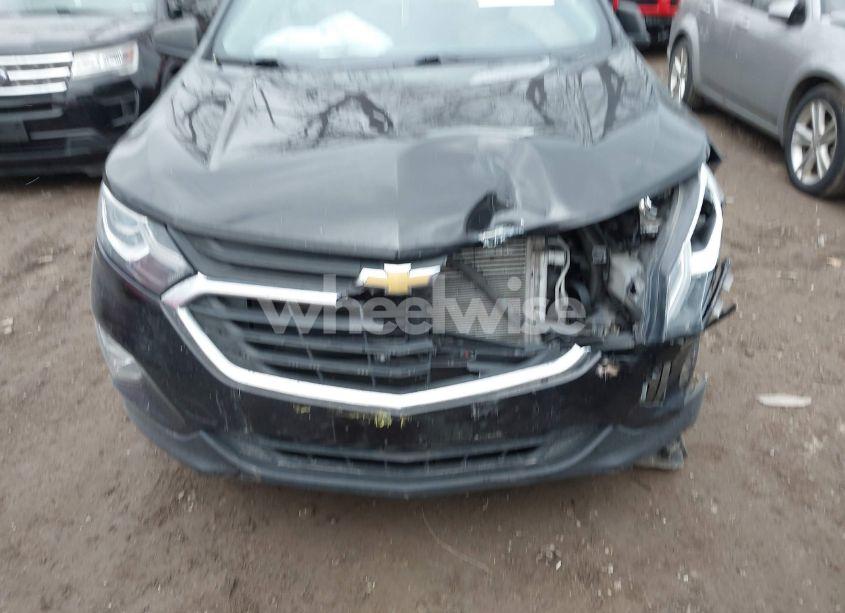 Photo 6 of 2020 Chevrolet Equinox AWD LS (VIN 2GNAXSEV2L6179211)