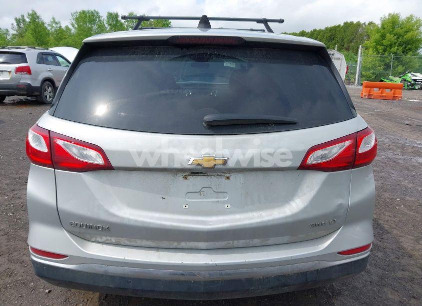 Photo 16 of 2018 Chevrolet Equinox LT (VIN 2GNAXSEV3J6157859)